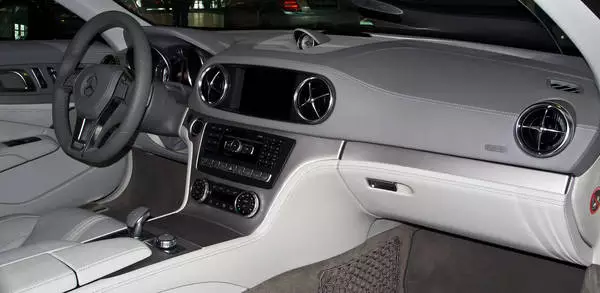 Mercedes-Benz R 350 3.5dm3 benzyna 251 O256M0 NZABB501